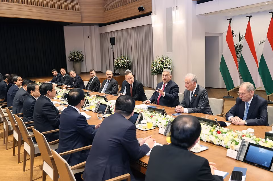Cuộc hội đàm giữa Thủ tướng Phạm Minh Chính và Thủ tướng Hungary Viktor Orbán. (Ảnh: Dương Giang/TTXVN)