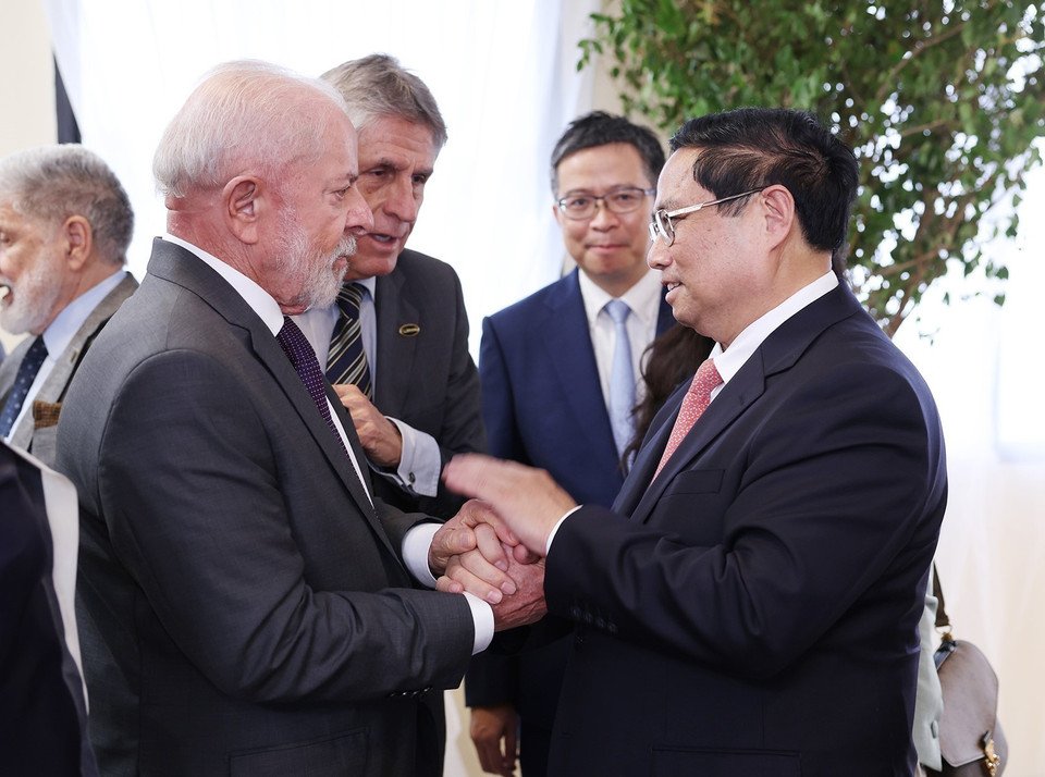 Thủ tướng Phạm Minh Chính hội đàm Tổng thống Brazil Luiz Inácio Lula da Silva. (Ảnh: Dương Giang/TTXVN)