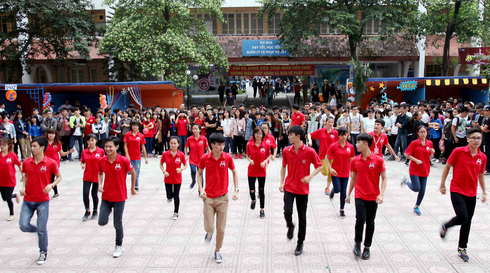 Cuộc thi là sân chơi lành mạnh, bổ ích, tạo sự gắn kết giữa các sinh viên khóa trên với sinh viên khóa mới. (Ảnh: Doãn Đức/Vietnam+)