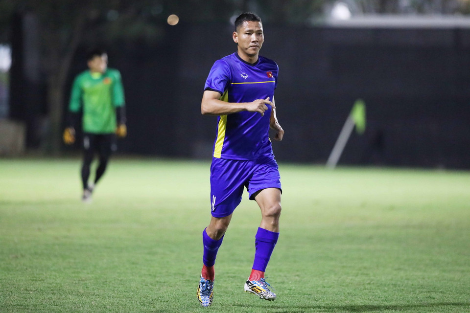 Chiều 26/8, đội tuyển Olympic Việt Nam có buổi tập trên sân tập phụ của Khu liên hợp thể thao Gelora Bung Karno (Jakarta) để chuẩn bị cho trận đấu ở vòng tứ kết môn bóng đá nam ASIAD 2018 với đội tuyển Olympic Syria vào lúc 19 giờ 30 ngày 27/8. (Ảnh: Hoàng Linh/TTXVN)