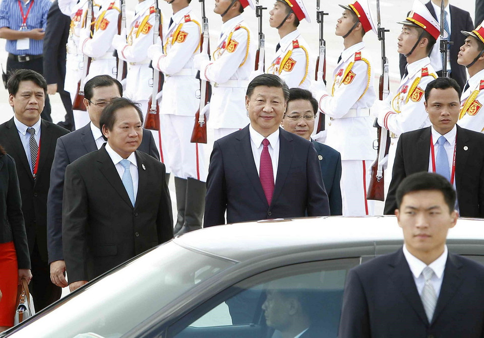 Chủ tịch Trung Quốc Tập Cận Bình tại sân bay quốc tế Đà Nẵng, trưa 10/11/2017. (Nguồn: TTXVN)