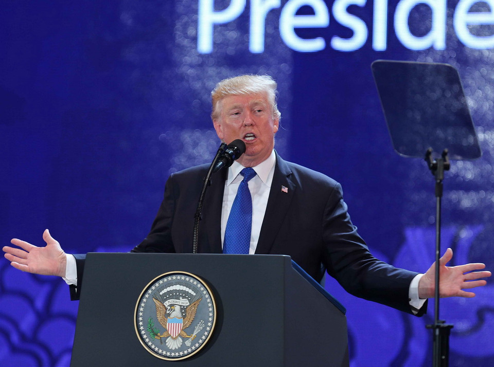 Chiều 10/11/2017, tại Đà Nẵng, Tổng thống Hoa Kỳ Donald Trump đến dự và phát biểu tại Hội nghị Thượng đỉnh Doanh nghiệp APEC 2017 (CEO Summit 2017). (Nguồn: TTXVN)