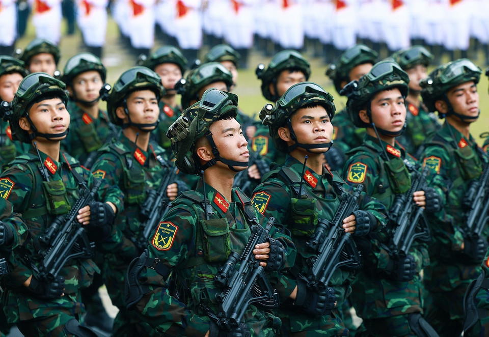 Khối Các Chiến sỹ Đặc biệt Tinh nhuệ tham gia diễu binh tại Lễ Kỷ niệm. (Ảnh: Dương Giang/TTXVN)