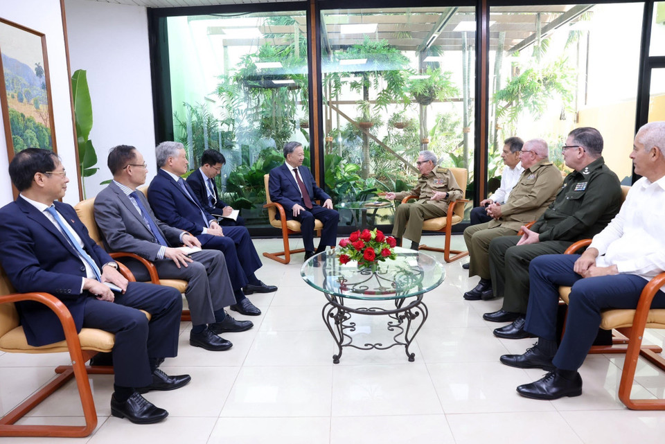 Tổng Bí thư, Chủ tịch nước Tô Lâm gặp Lãnh tụ Cách mạng Cuba, Đại tướng Raúl Castro Ruz sáng 27/9/2024 (giờ địa phương). (Ảnh: Lâm Khánh/TTXVN)