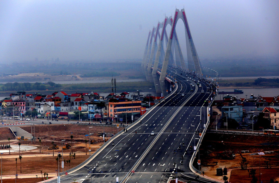 Cầu Nhật Tân trong ngày khánh thành. (Ảnh: Huy Hùng/ TTXVN) 