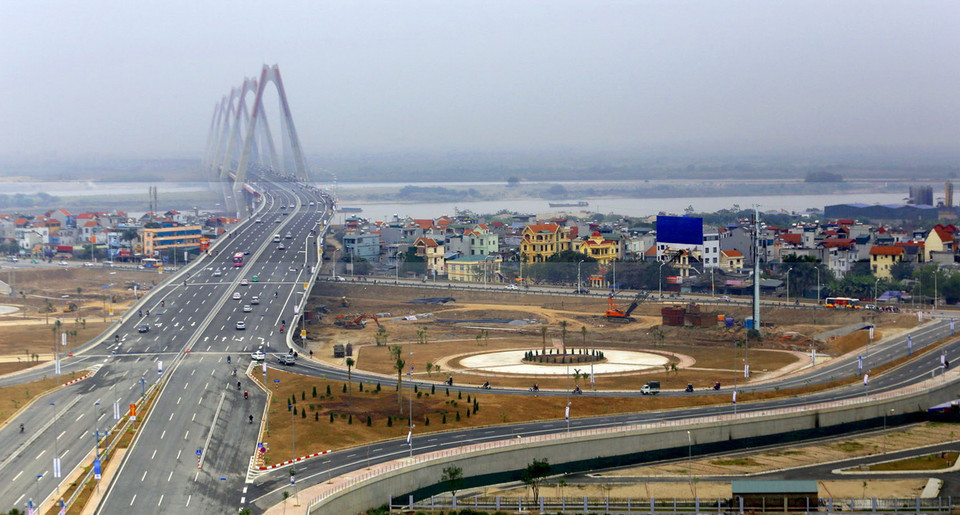 Cầu Nhật Tân trong ngày khánh thành. (Ảnh: Huy Hùng/ TTXVN)