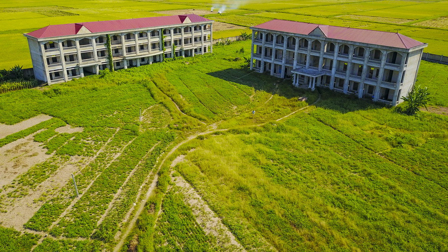 4 năm qua công trình không nhận thêm được nguồn vốn để tiếp tục xây dựng. (Ảnh: Minh Đức/TTXVN)