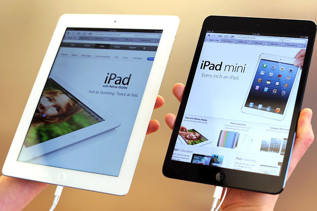 Ngày 23/10/2012, iPad mini và iPad thế hệ 4 ra mắt. Ngày 2/11/2012, được bán ra. So với iPad 3, iPad 4 được cập nhật bộ xử lý nhanh hơn và cổng kết nối lightning mới, trong khi iPad mini mang thiết kế siêu mỏng, siêu nhẹ. 