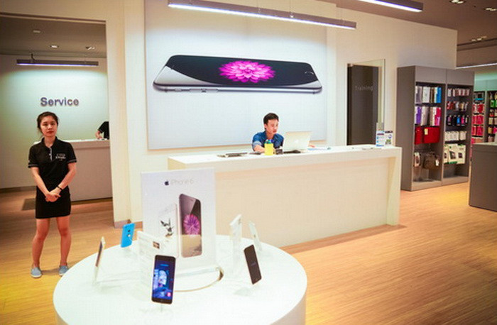 Không, không phải là một cửa hàng Apple thực sự - Một cửa hàng F.Studio tại Hà Nội bán tất cả mọi thứ từ iPhone đến máy tính Mac và các phụ kiện. Apple coi các các đại lý như là các công ty phân phối thiết bị của họ tại Việt Nam.