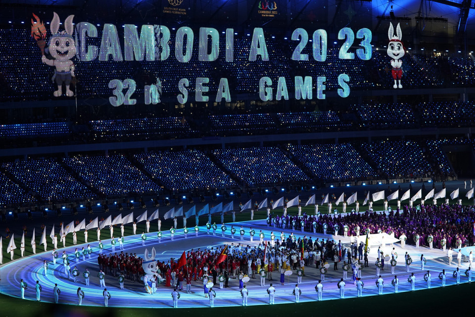Ngày 5/5/2023, Lễ Khai mạc Đại hội Thể thao Đông Nam Á lần thứ 32 (SEA Games 32) diễn ra hoành tráng trên sân vận động quốc gia Morodok Techo ở Phnom Penh (Vương quốc Campuchia). (Ảnh: THX/TTXVN)