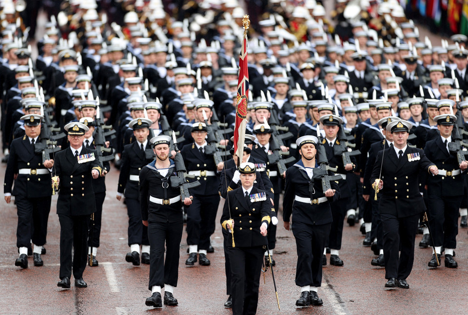 Ngày 6/5/2023, Lễ Đăng quang của Nhà Vua Anh Charles III cùng Hoàng hậu Camilla diễn ra trang trọng tại Tu viện Westminster, thủ đô London, tám tháng sau khi Nữ hoàng Elizabeth II qua đời và Thái tử Charles được tấn phong làm Vua Charles III hôm 10/9/2022. (Ảnh: THX/TTXVN)