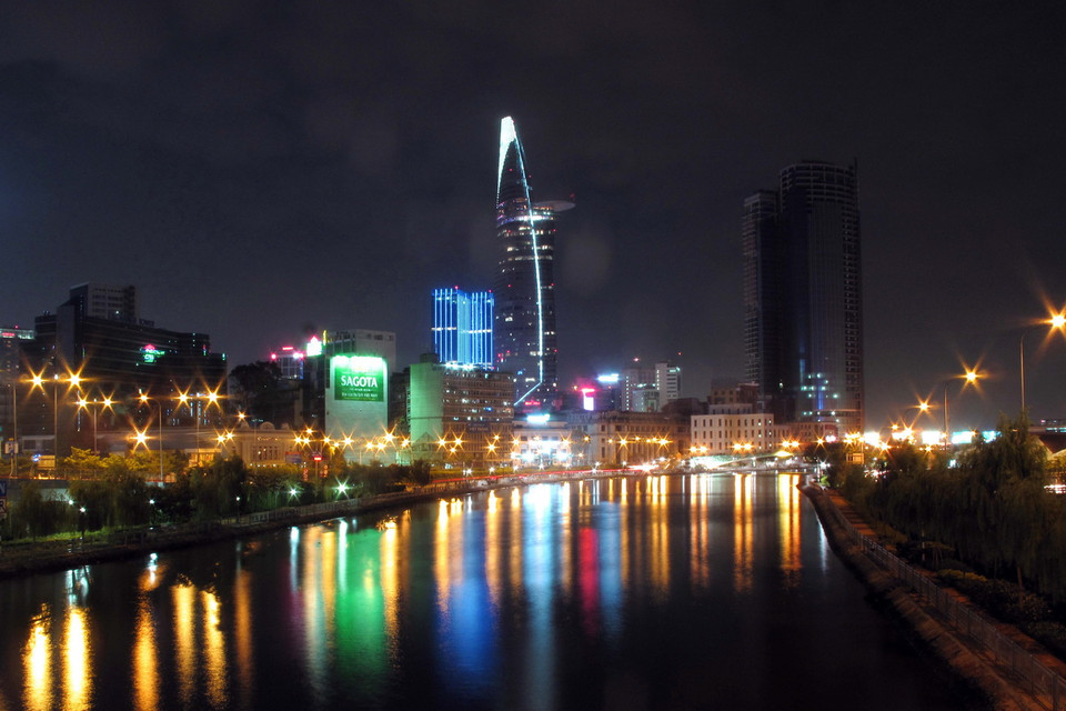 Kênh Bến Nghé đoạn trung tâm quận 1, Thành phố Hồ Chí Minh. (Ảnh: Tràng Dương/TTXVN)