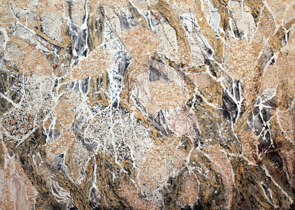 Một số tác phẩm có trong buổi trưng bày của nghệ sĩ N.R. Deniale - phu nhân ngài Đại sứ Vương quốc Maroc. (Ảnh: Doãn Đức/Vietnam+)