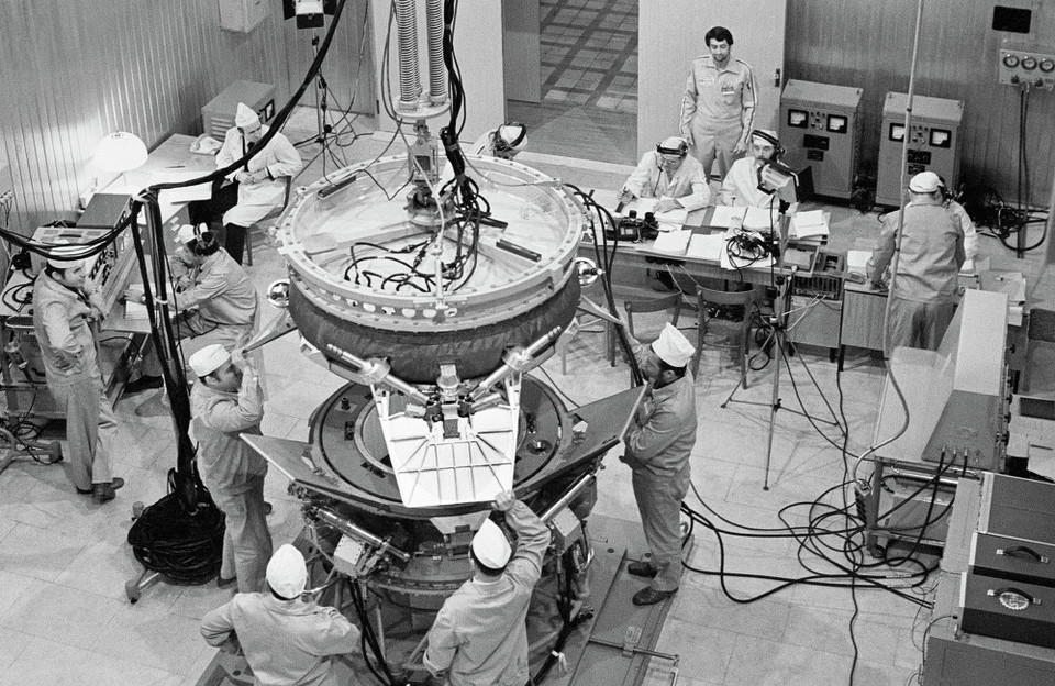 Khoang nối giữa tàu không gian Soyuz và Apollo tại Viện nghiên cứu không gian, Học viện khoa học USSR. (Nguồn: Sputniknews)