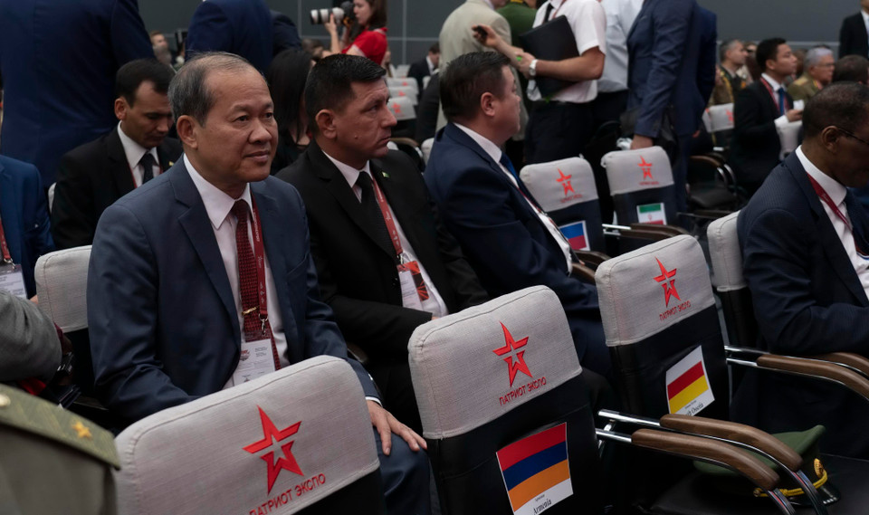 Việt Nam là một trong những đối tác hàng đầu của Nga về hợp tác kỹ thuật quân sự. Đoàn cấp cao Bộ Quốc phòng Việt Nam do Thượng tướng, Thứ trưởng Bế Xuân Trường dẫn đầu tham dự Diễn đàn Army-2019. (Ảnh: Hồng Quân)