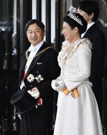 Nhật hoàng Naruhito và Hoàng hậu Masako tại lễ diễu hành ở Tokyo, Nhật Bản, ngày 10/11/2019. (Nguồn: Kyodo/TTXVN)