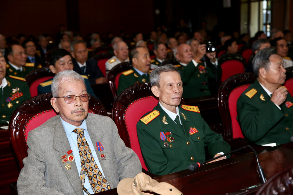 Các đại biểu chuyên gia, quân tình nguyện Việt Nam tham dự buổi lễ. (Ảnh: Dương Giang/TTXVN)