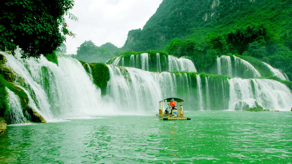 Thác Bản Giốc. (Ảnh: Phương Hoa/TTXVN)