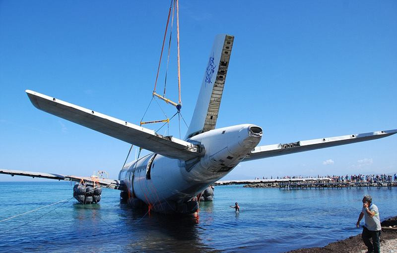 Mục đích của việc làm này nhằm quảng bá cho việc lặn biển khám phá các dải san hô nhân tạo và thu hút thêm du khách tới đây. (Nguồn: CCTVNews)