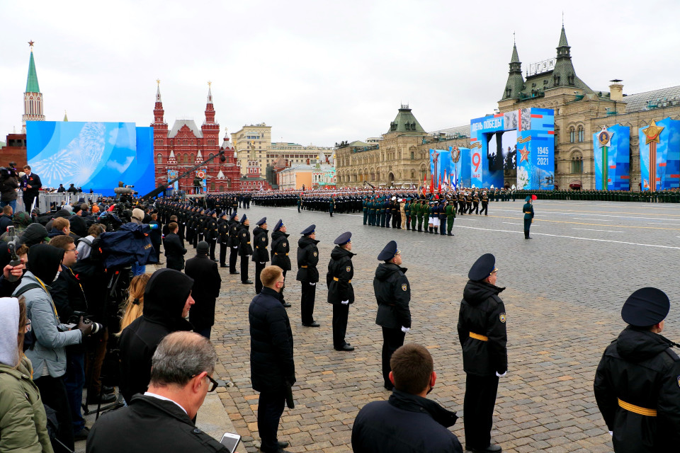Quang cảnh lễ duyệt binh hoành tráng kỷ niệm 76 năm chiến thắng phátxít tại quảng trường Đỏ ở Moskva. (Ảnh: Duy Trinh/TTXVN)