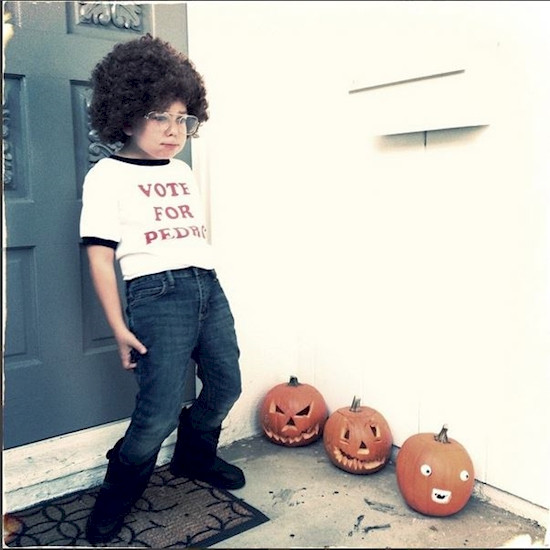 Một nhân vật trong phim Napoleon Dynamite. (nguồn: Diply)