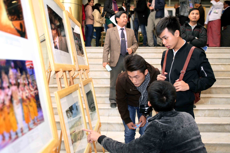 Việc Việt Nam tổ chức thành công Liên hoan này cũng khẳng định được khả năng, trình độ tổ chức một Liên hoan Ảnh, Phim Phóng sự-Tài liệu, truyền hình cấp khu vực ASEAN. (Ảnh: Doãn Đức/Vietnam+)