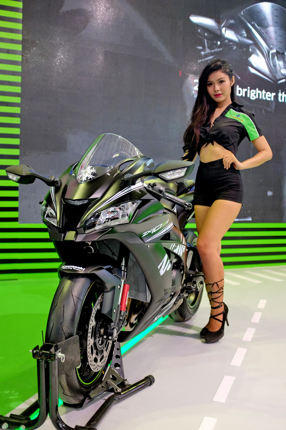 Nhiều sản phẩm mới ra mắt của các thương hiệu xe máy, môtô nổi tiếng được giới thiệu tại Vietnam Motorcycle Show 2017. (Ảnh: Thế Anh/Vietnam+)