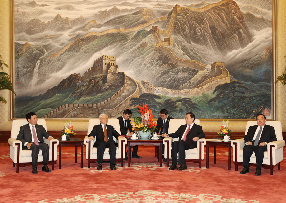 Quang cảnh buổi hội kiến giữa Tổng Bí thư Nguyễn Phú Trọng và Ủy viên trưởng Nhân đại Trung Quốc Trương Đức Giang. (Ảnh: Trí Dũng/TTXVN)