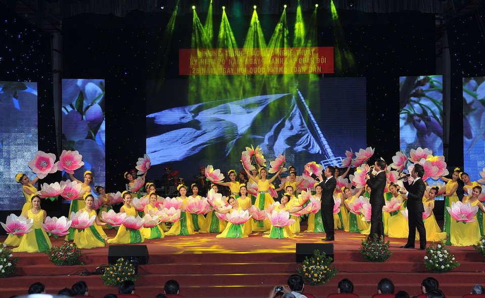 Một tiết mục nghệ thuật. (Ảnh: Trọng Đức - TTXVN) 