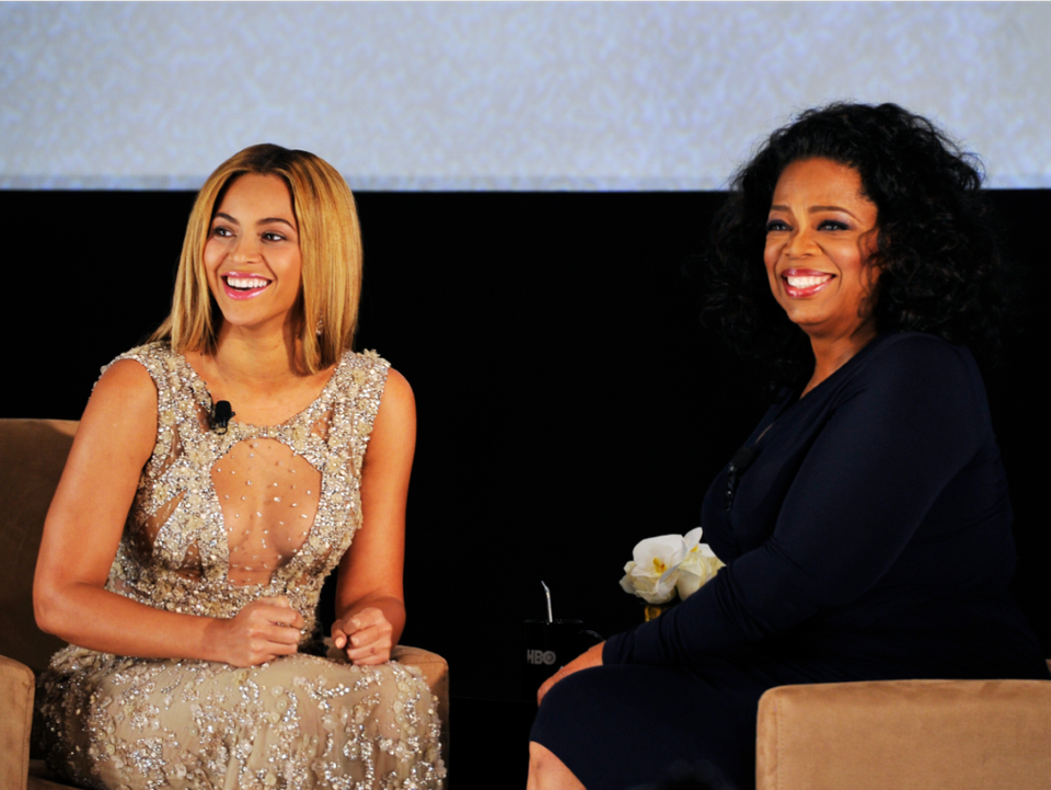 Con cả có khuynh hướng lãnh đạo và cầu toàn: Theo tiến sỹ Frank J. Sulloway, tác giả của quyển 'Sinh ra để nổi loạn,' con cả dễ dàng trở thành những lãnh đạo mà họ mong muốn. Trong cuốn sách của mình, ông cũng viết con cả luôn có thành tích cao và thích lãnh đạo nhưng thường chùn bước trước những thay đổi và công việc mơ hồ. Nếu như họ có kế hoạch rõ ràng, họ dễ thành công và trở thành lão đạo. (Nguồn: MSN)