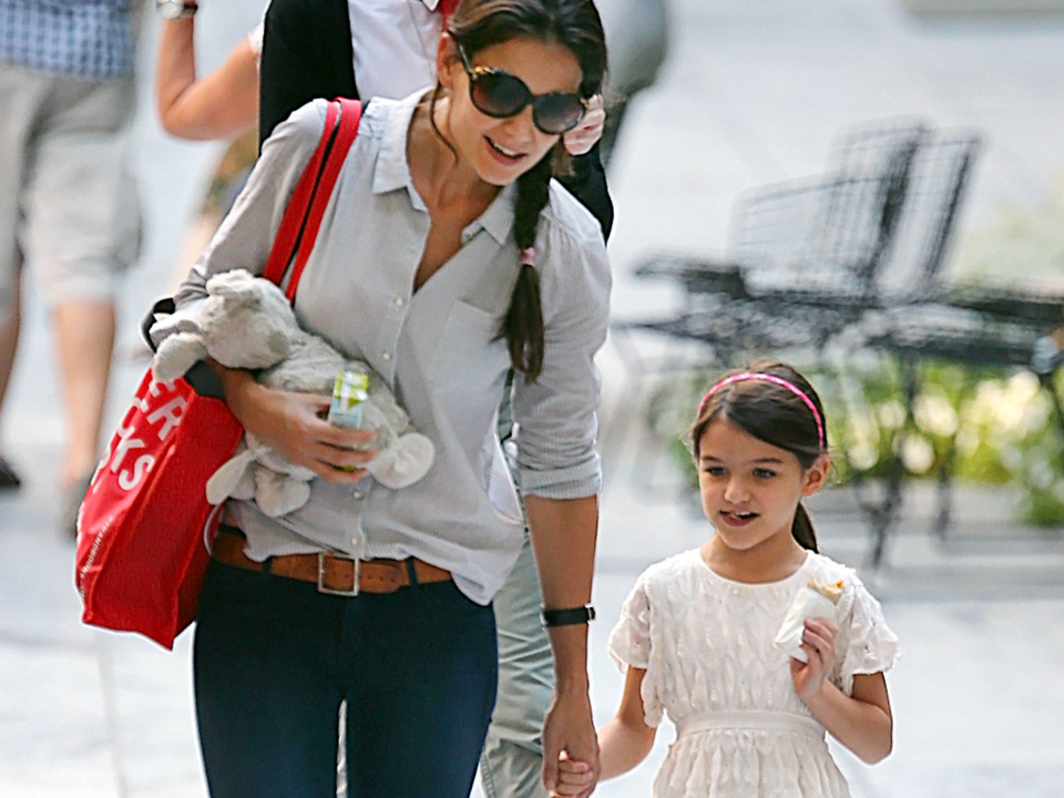 Con một thường ích kỷ? Nhiều người tin rằng con một thường không thích chia sẻ hay chơi cùng người khác bởi chúng nhận được cách nuôi dạy khác. Tiến sỹ Gross chia sẻ rằng con một rất thông minh. Tính cách của con út là tháo vát và sáng tạo. (Nguồn: MSN)