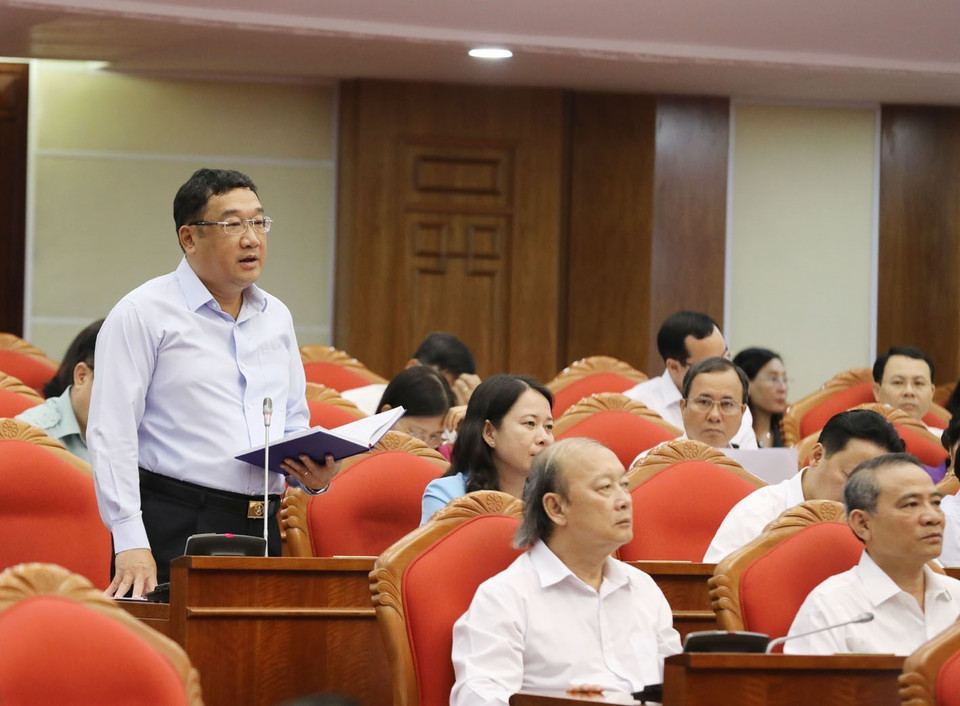  Đồng chí Phạm Hoài Nam, Ủy viên Trung ương Đảng, Tư lệnh Quân chủng Hải quân phát biểu. (Ảnh: Phương Hoa/TTXVN)