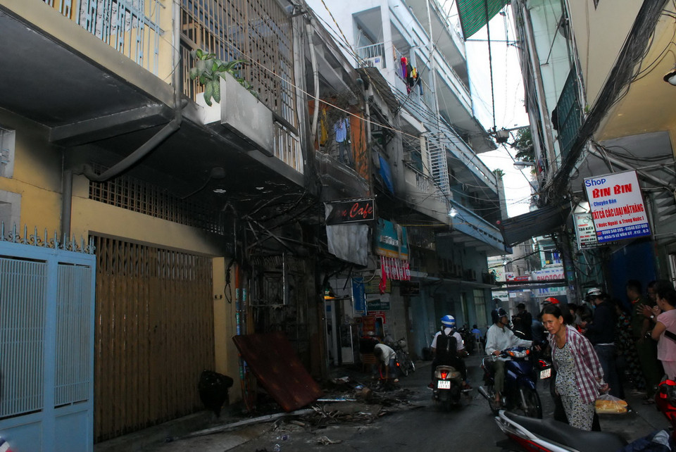  Hiện trường vụ cháy. (Ảnh: Mạnh Linh/TTXVN) 