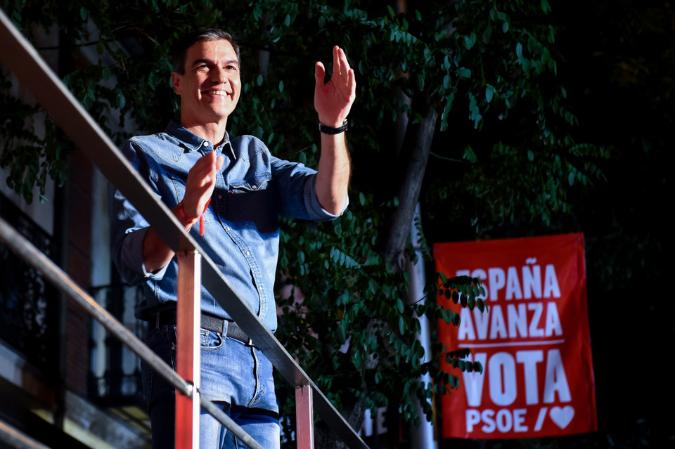 Ngày 25/7/2023, ông Pedro Sanchez (ảnh) được chỉ định là Thủ tướng tạm quyền của Chính phủ Tây Ban Nha cho đến khi nước này giải quyết được tình trạng bất ổn chính trị. (Ảnh: THX/TTXVN)