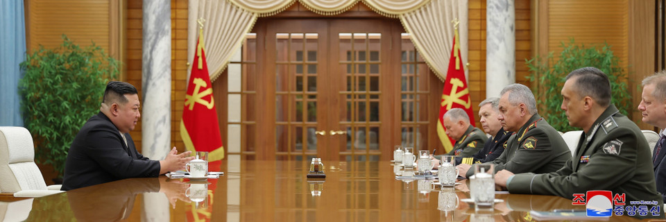 Triều Tiên và Nga đã trao đổi quan điểm và đạt đồng thuận về các vấn đề cùng quan tâm trong lĩnh vực quốc phòng và an ninh quốc gia, cũng như môi trường an ninh khu vực và quốc tế. (Ảnh: Yonhap/TTXVN)