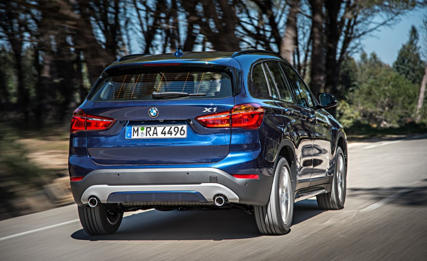 Mức tiêu thụ năng lượng: 6,6 lit/100km khi đi trên đường cao tốc và 10-11l/100km trên đường đô thị, trong mức xả khí CO2 đạt 154g/km.