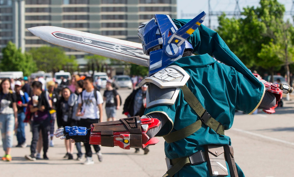 Người chơi hóa trang thành các nhân vật hoạt hình yêu thích tại lễ hội hóa trang Anime 2018 ở Toronto. (Nguồn: THX/TTXVN)