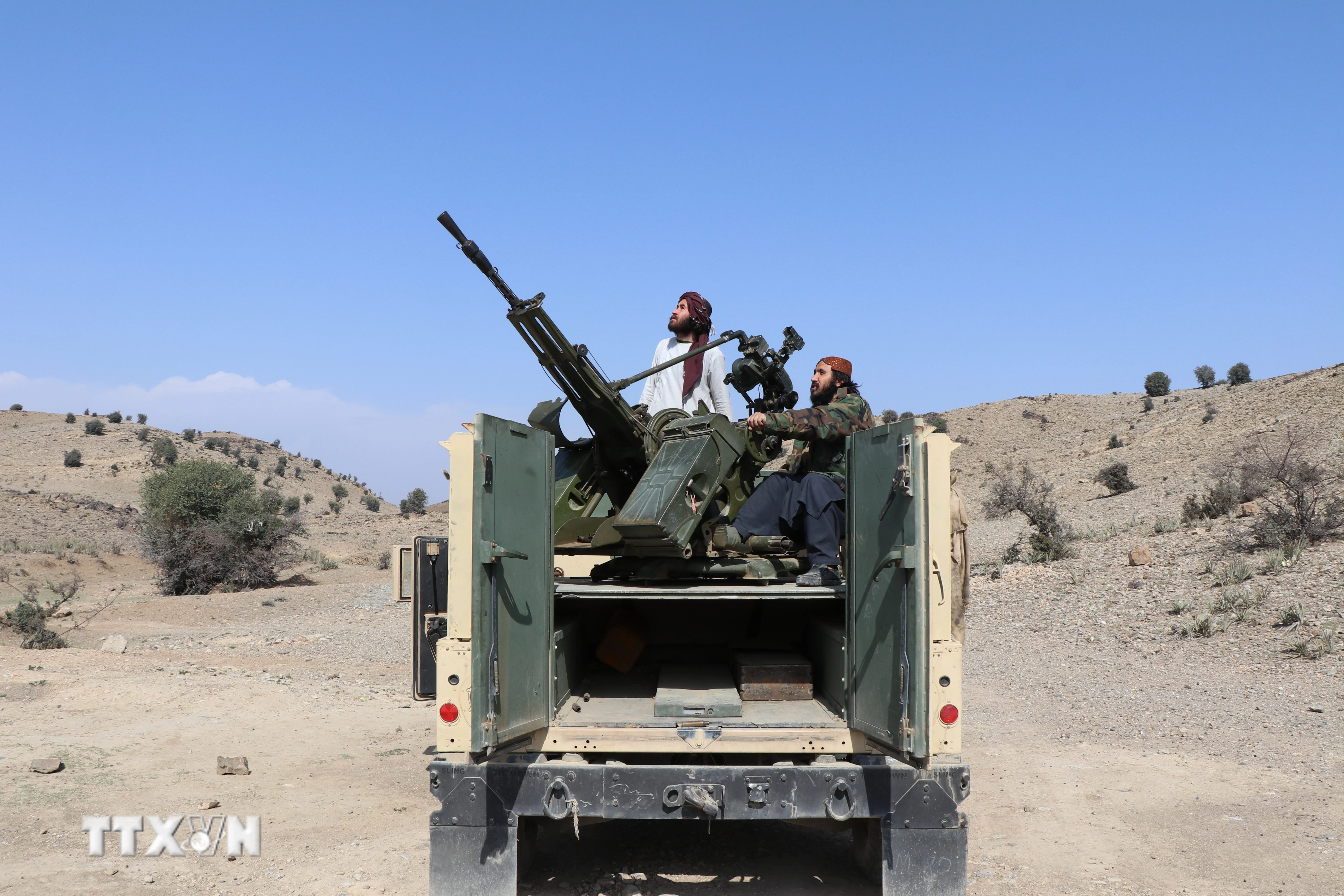 Gần 120.000 người phải sơ tán do xung đột biên giới Afghanistan - Pakistan