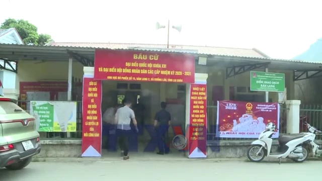 Xã Khổng Lào, Lai Châu khẩn trương chuẩn bị bảo đảm an ninh và danh sách cử tri cho ngày bầu cử