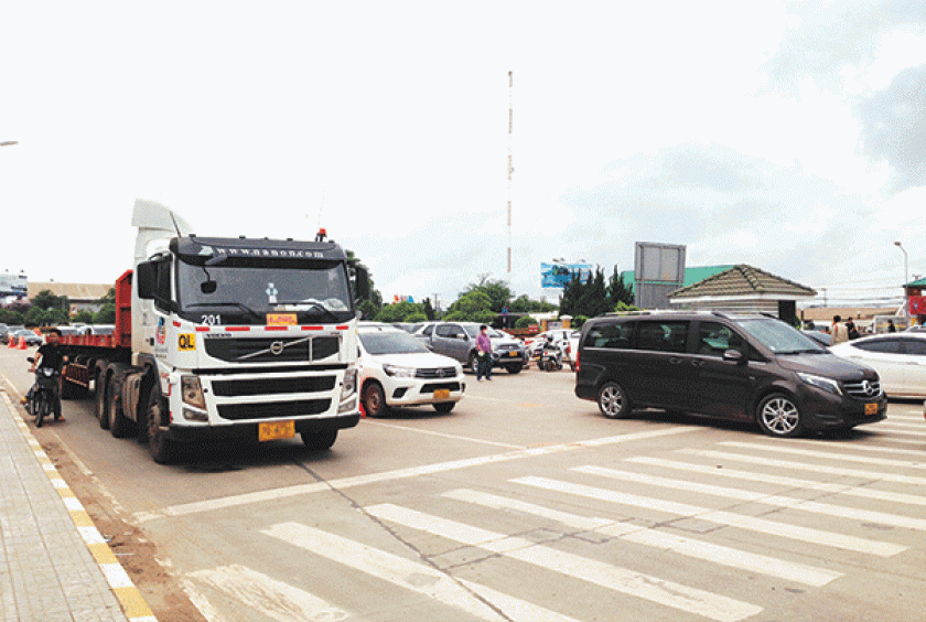 Lào dỡ bỏ thuế nhập khẩu đối với hơn 8.000 mặt hàng của ASEAN ảnh 1