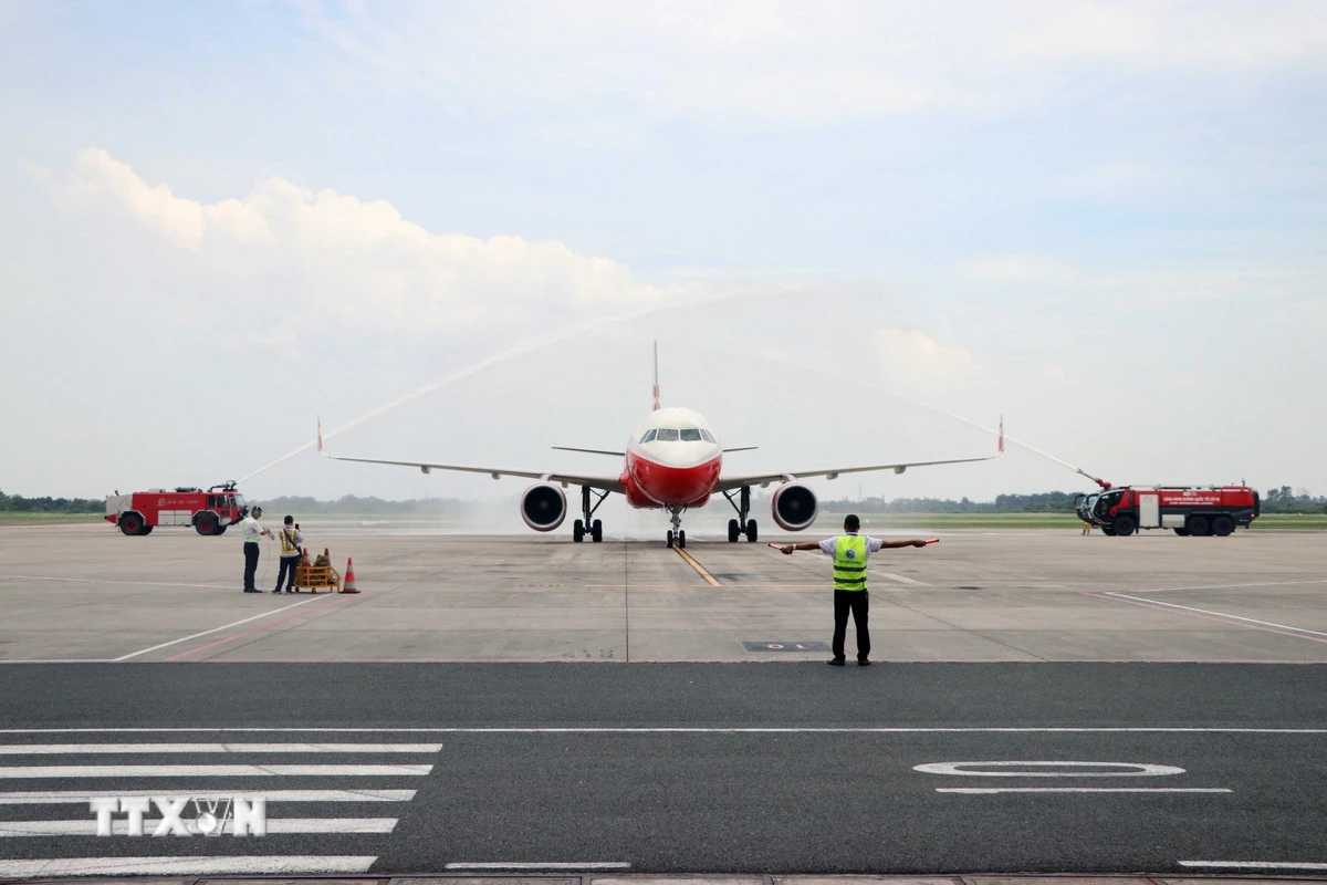 UAV xâm nhập vùng bay, 4 chuyến bay đến Cát Bi phải hạ cánh sân bay dự bị
