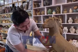 Linh vật Ngựa nơi làng gốm hơn 500 năm tuổi