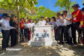 Công viên Cầu vồng là một sáng kiến do Quỹ Cầu Vồng khởi xướng, theo đố kiều bào chung tay xây dựng các công trình cho trẻ em Trường Sa. (Ảnh: Huy Khánh/Vietnam+)