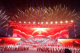 Chương trình nghệ thuật “Hai tay xây dựng một cơ đồ” sẽ tái hiện lại những chặng đường cách mạng của dân tộc. (Ảnh minh họa: TTXVN)