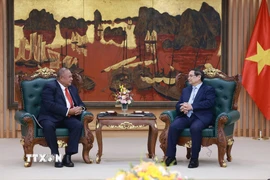 Thủ tướng Phạm Minh Chính tiếp Bộ trưởng Ngoại giao và Hợp tác Timor Leste Bendito dos Santos Freitas. (Ảnh: Dương Giang/TTXVN)