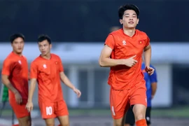 Đình Bắc và đồng đội sẵn sàng cho trận chung kết. (Nguồn: VFF)