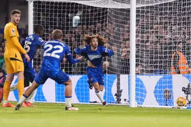 Chelsea trở lại top 4 Premier League. (Nguồn: Skysports)