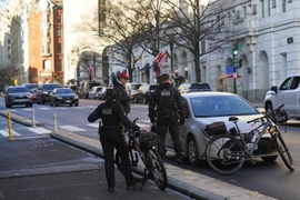 Cảnh sát làm nhiệm vụ tại Washington. (Nguồn: Xinhua)