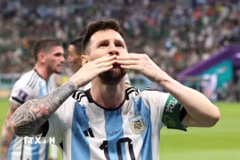 Messi hoàn toàn có thể ra sân ở trận ra quân. (Ảnh: THX/TTXVN)