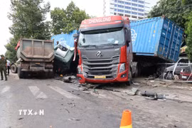 Hiện trường vụ tai nạn. (Ảnh: Văn Hướng/TTXVN)